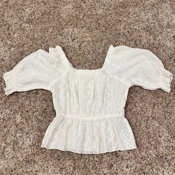 Rebellion White Cropped Top - Picture 1 of 3